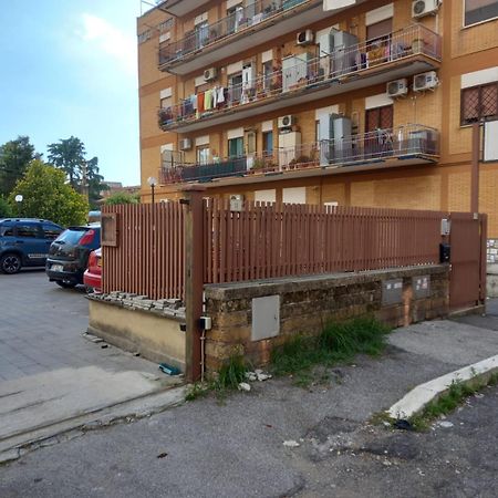 צ'יאמפינו Premium Apartment With Parking מראה חיצוני תמונה