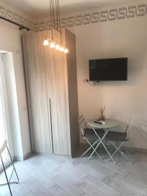 צ'יאמפינו Premium Apartment With Parking מראה חיצוני תמונה
