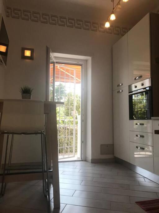 צ'יאמפינו Premium Apartment With Parking מראה חיצוני תמונה